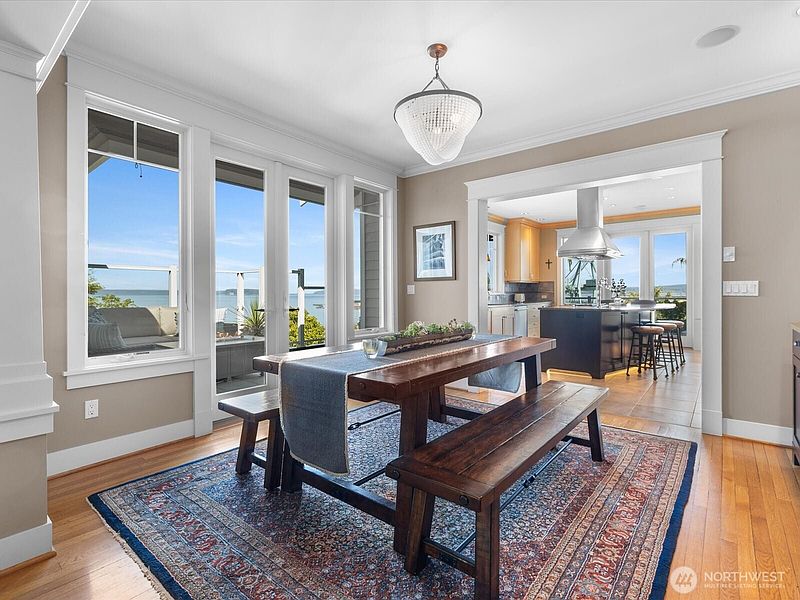 5th image of 603 Warren Avenue