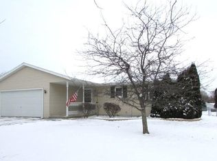 700 Coventry Cir, Fort Atkinson, WI 53538