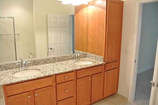 5th image of 2723 NE 14th Street Cswy