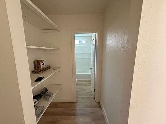 5th image of 1615 Cherry Ave #5