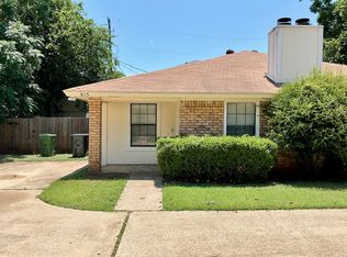 815 N Mesquite St, Arlington, TX 76011