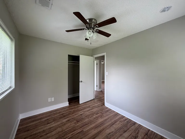 106 Whitney Ave NE — Photo 12