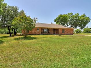 204 W 12th St, Ferris, TX 75125
