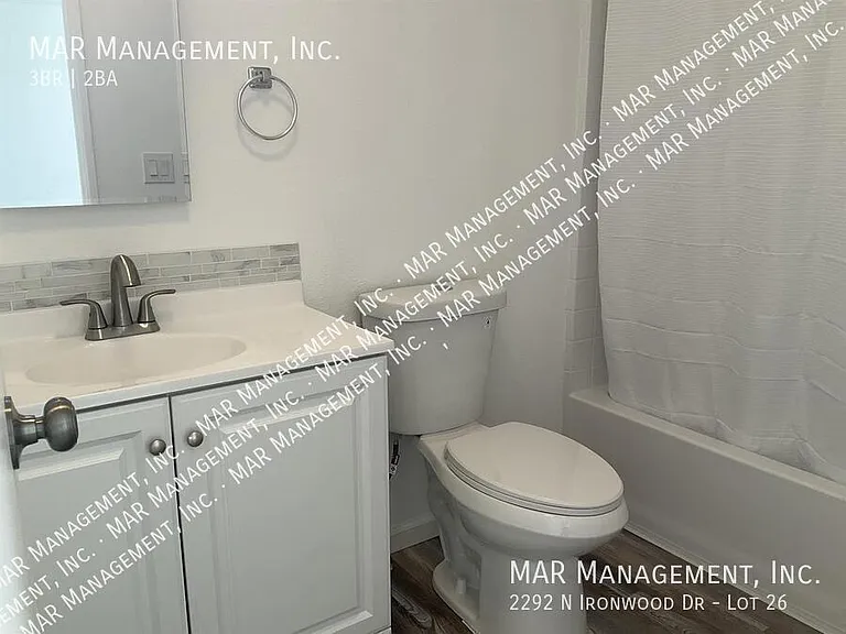 2292 N Ironwood Dr #26 — Photo 23