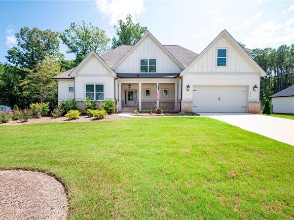 569 White Oak Way, Monroe, GA 30655