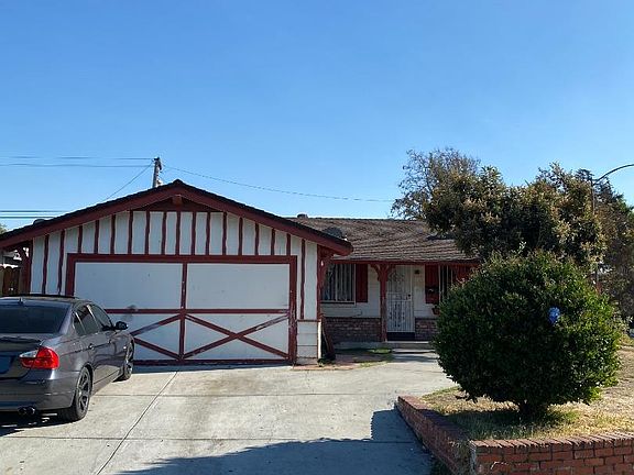 2nd image of 3132 Rocky Mountain Dr