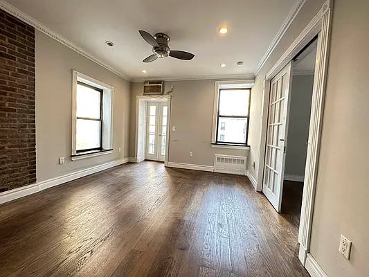 Rented by Nest Seekers International | media 17