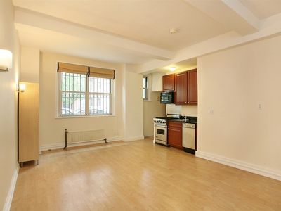 410 Central Park W APT 1C, New York, NY, 10025