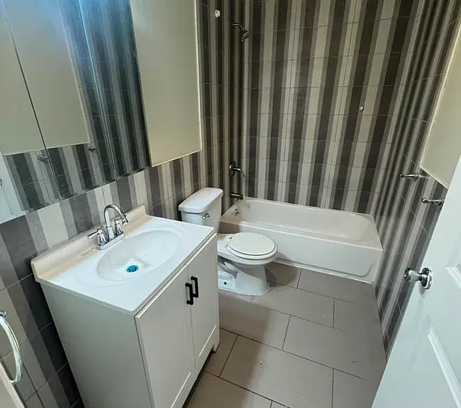 7 Chelsea Ave #G2 — Photo 3
