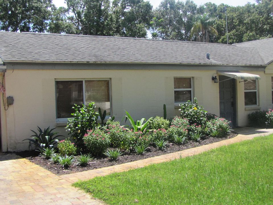 1st image of 6061 1/2 Gulfport Blvd S