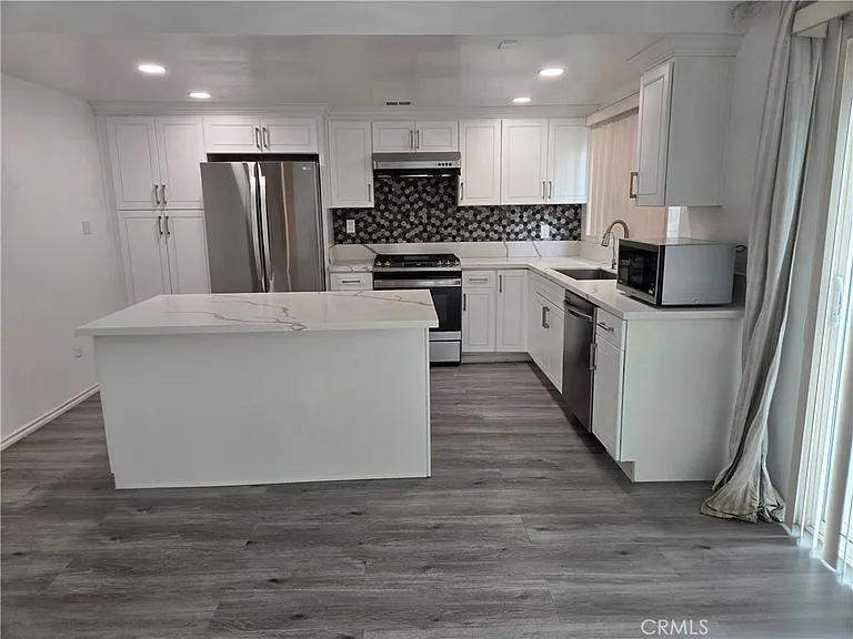 335 Abogado Ave — Photo 10