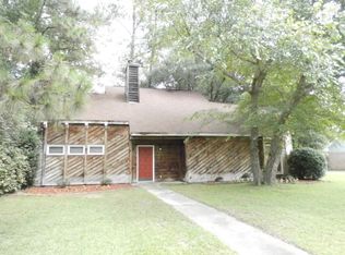 3417 Lincoln Rd, Hattiesburg, MS 39402