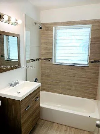 738 NE 86th St #5 — Photo 6