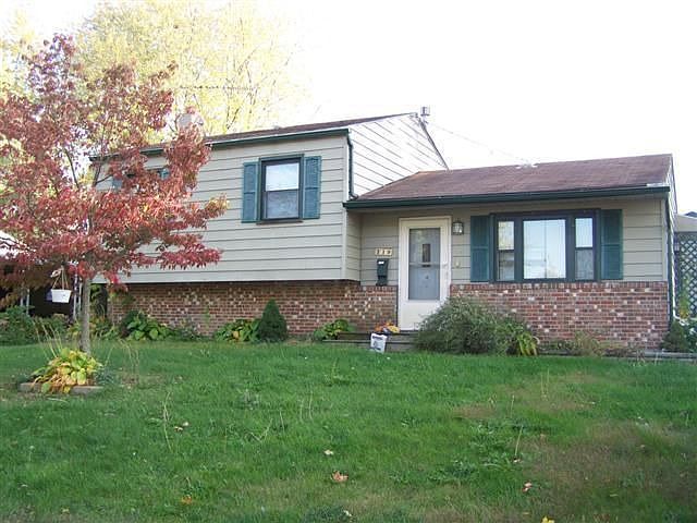 2nd image of 219 Richards Dr