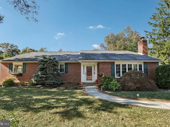 219 Old State Rd, Berwyn, PA 19312