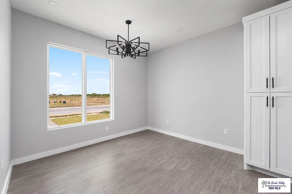 7908 Villa Fino Ln — Photo 3