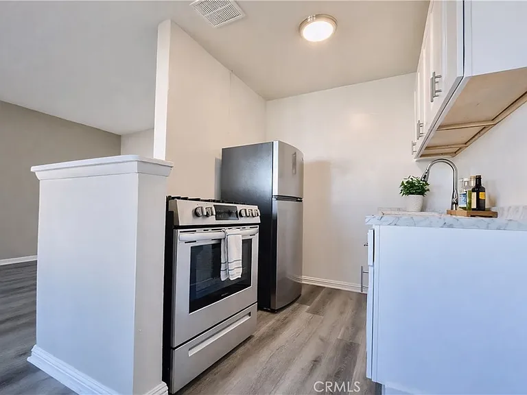 1811 W Sallie Ln #5 — Photo 4