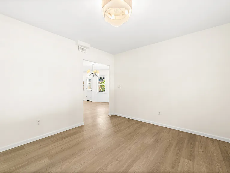 Fulton Rd — Photo 15