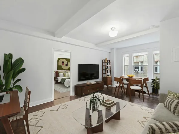 24 Fifth Avenue image 1 of 23
