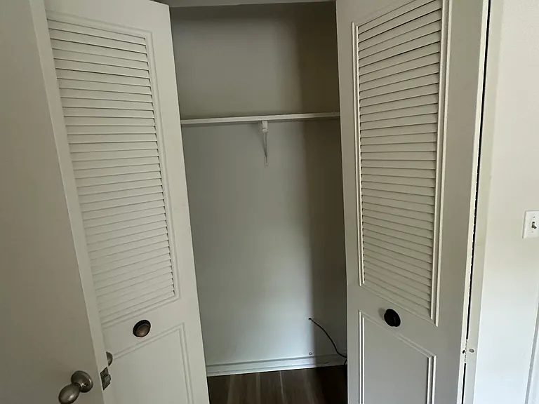114 N Washington St #1 — Photo 2