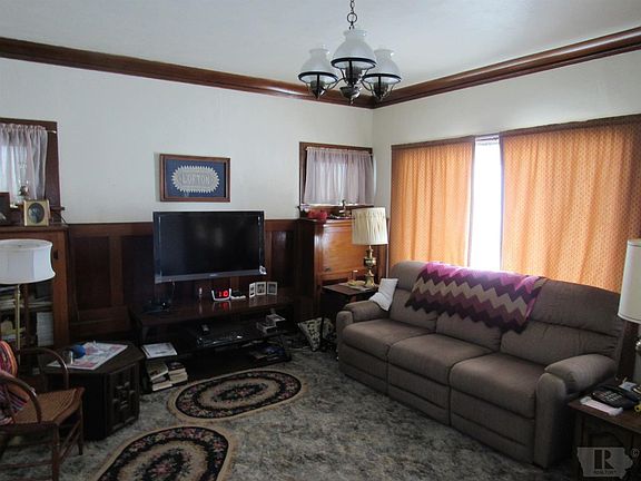 5th image of 23445 Opal Ave