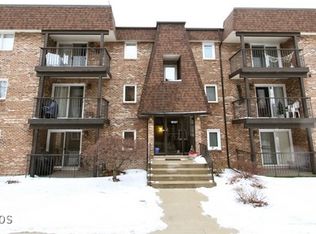 18137 Martin Ave APT 1NW, Homewood, IL