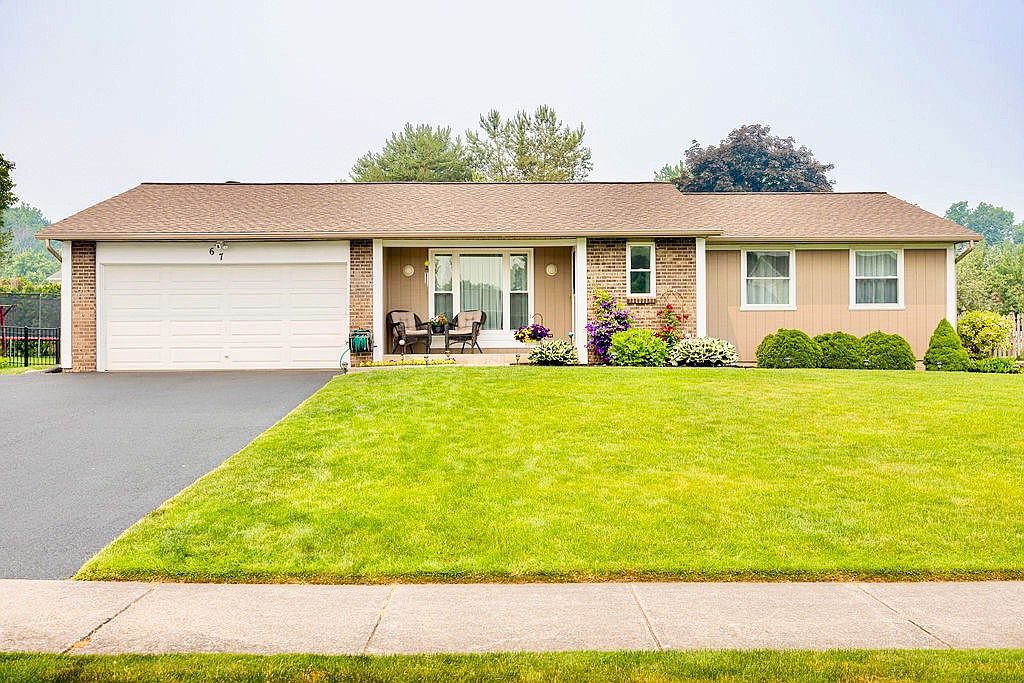 67 Orchard Creek Cir, Rochester, NY 14612 Zillow