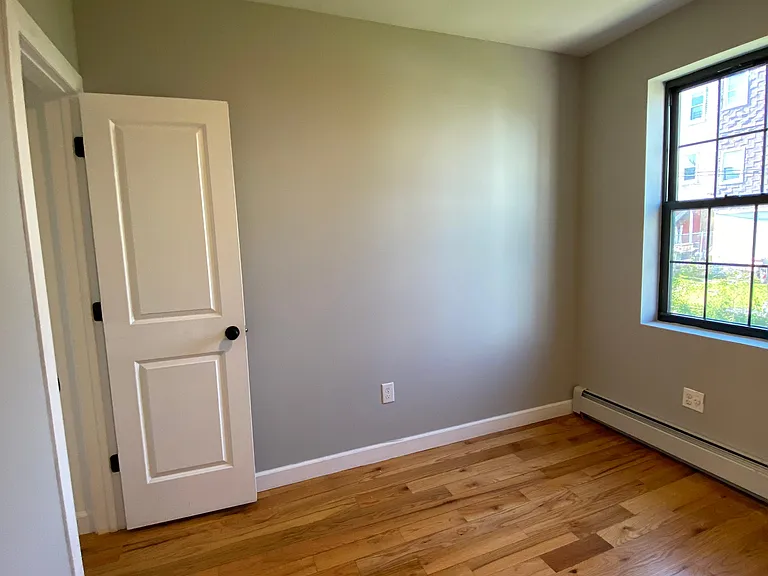52D Yonkers Ave #3 — Photo 9