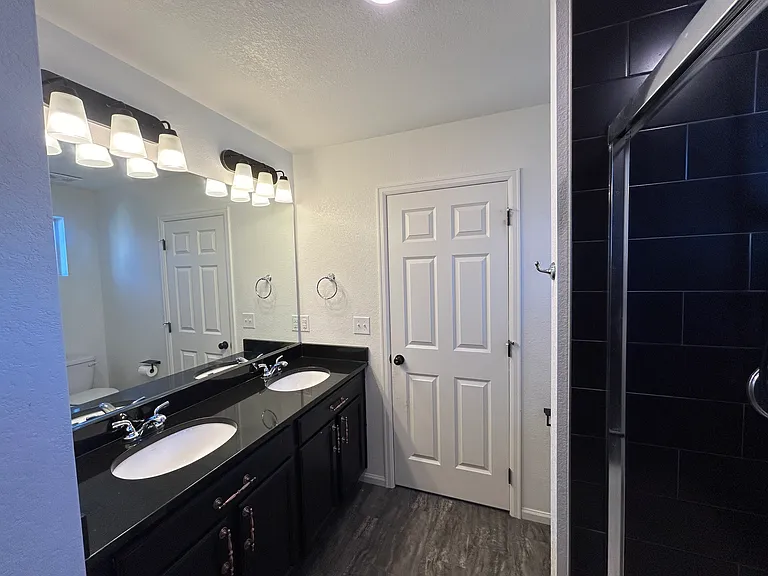 10054 Zeno St — Photo 9