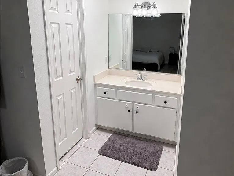 1315 E Avenue J5 — Photo 13