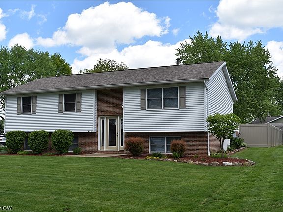 3rd image of 613 Kaderly Ave