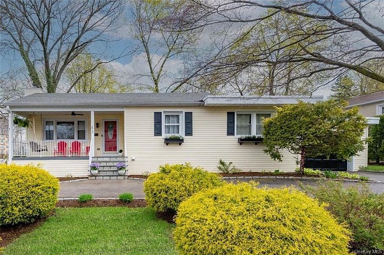 1st image of 3 Parkview Pl