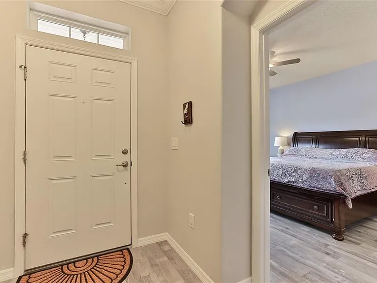 3849 Bourbon St — Photo 25