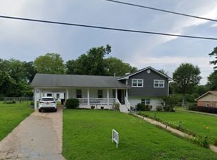 430 Dwirewood Dr, Fayetteville, NC 28303