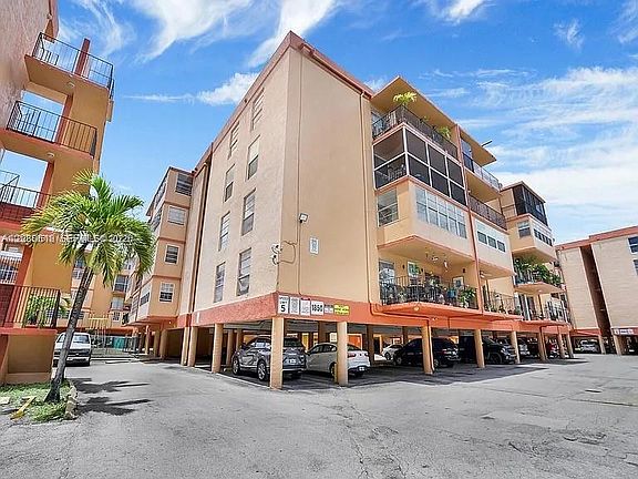 2nd image of 1850 W 56th St APT 2305
