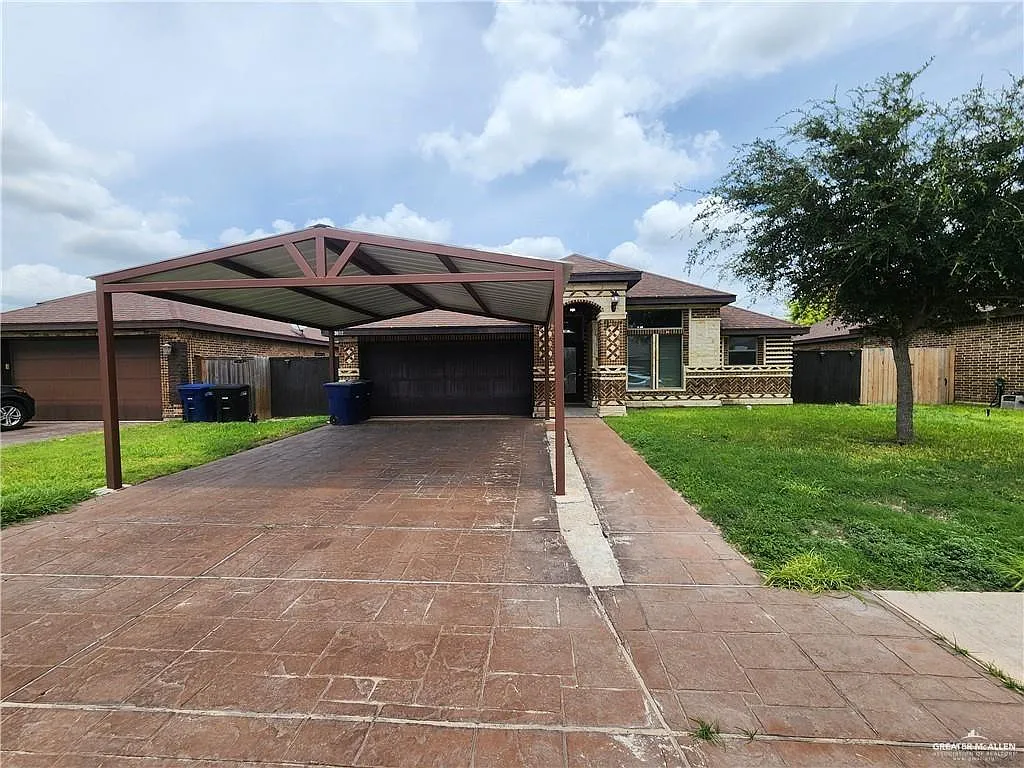 3 bed, 2.0 bath, 1501 sqft, $1,800 — Photo 2