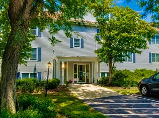 14 Webb Pl APT 2C, Mansfield, MA 02048