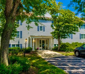 14 Webb Pl APT 2C, Mansfield, MA, 02048
