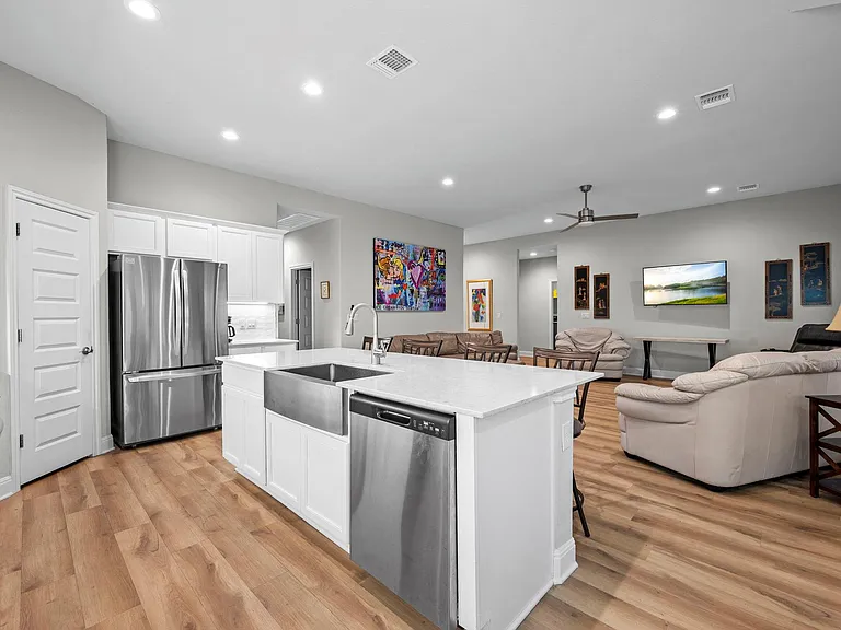 2503 Wilson Ave — Photo 25