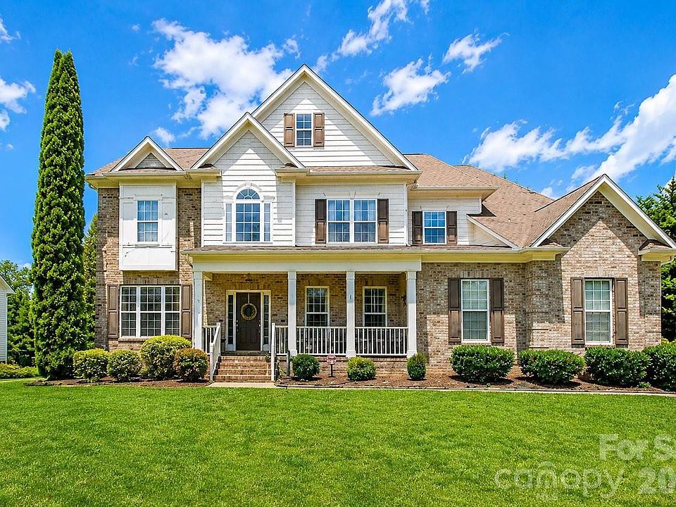 1st image of 10209 Treetop Ln