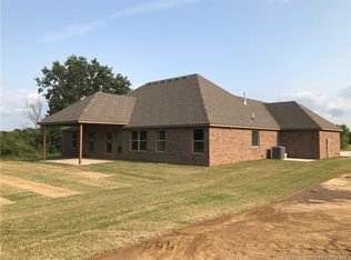 14703 Eagle Dr, Claremore, OK 74017