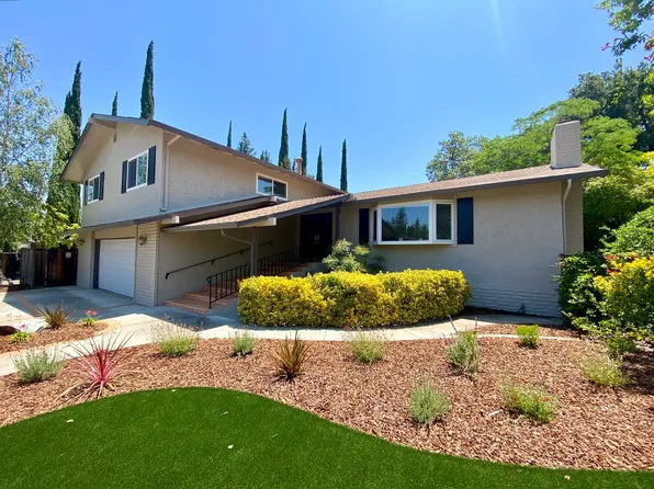 12260 Via Roncole, Saratoga, CA 95070