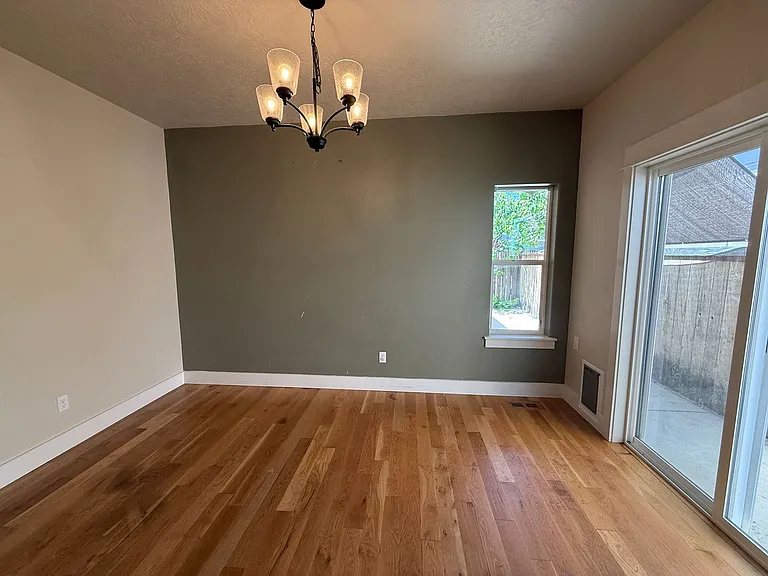6007 S Kelso Way — Photo 3