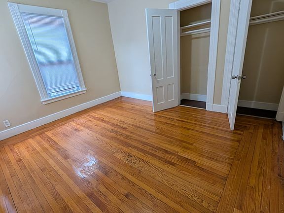 4th image of 92 Sylvan Ave #2