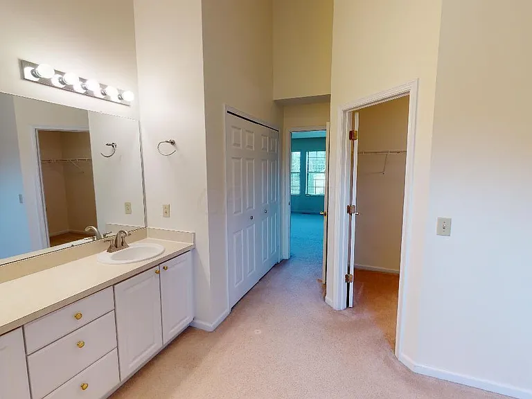 6498 Ringsend Ct — Photo 34