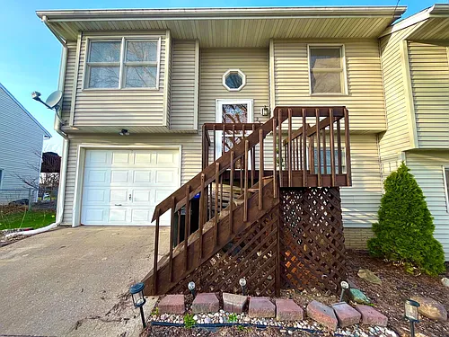 2319 10th St Photo 1
