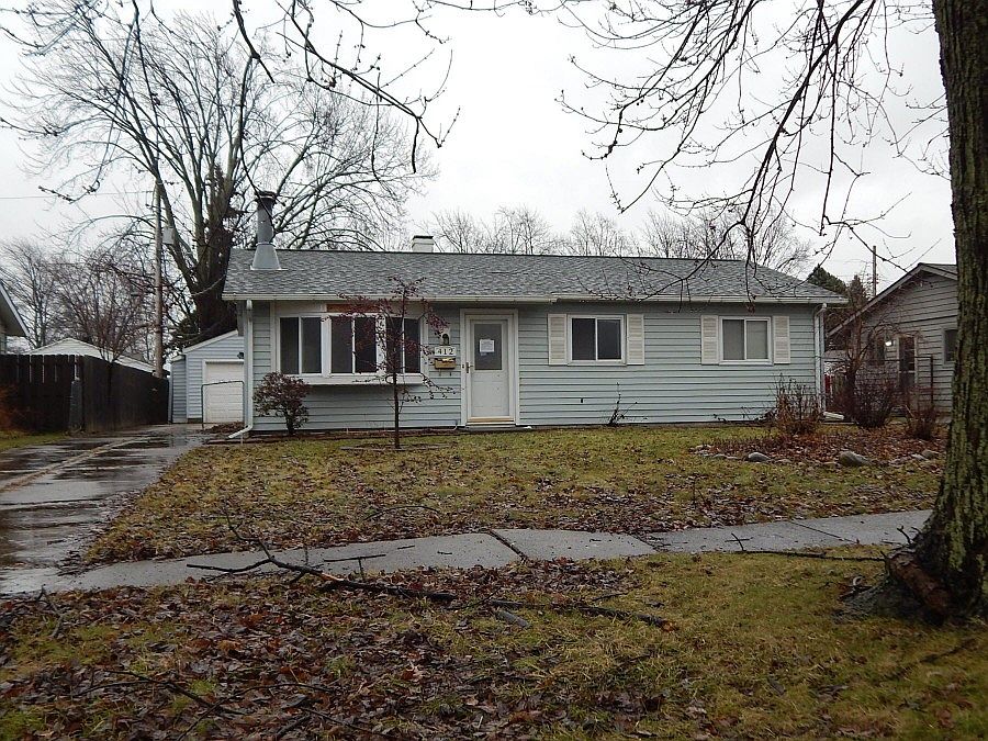 1st image of 412 Walnut Dr