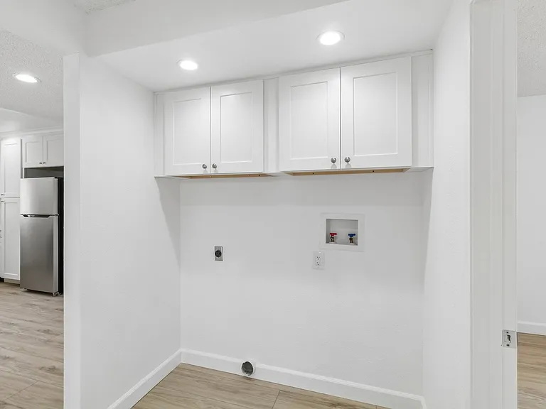 Escondido Villas — Photo 14
