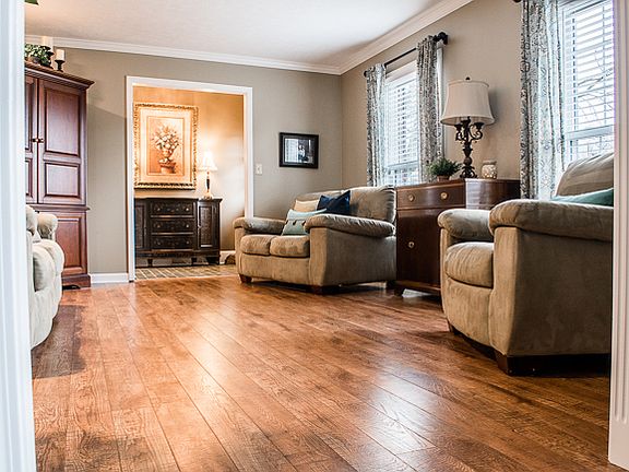 2nd image of 2317 Crescent Hill Dr