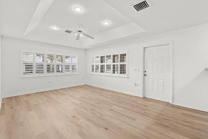 1731 N Dovetail Dr #C — Photo 2